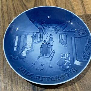 B&G winter horse sled Plate 1979 blue and white Christmas Denmark Plate